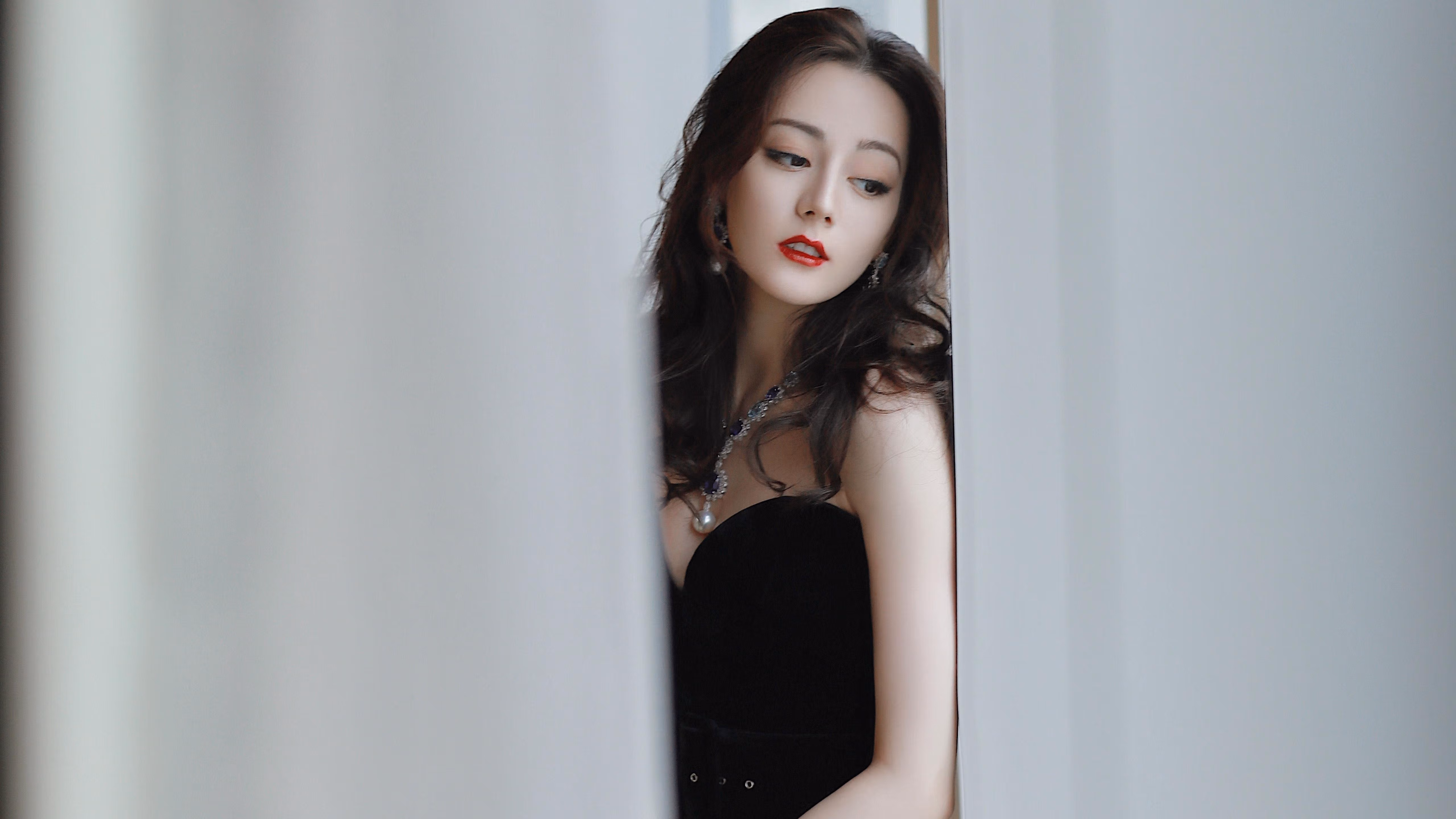 尼姆客场战胜圣图尔登，斩获三分，尼姆主场球衣