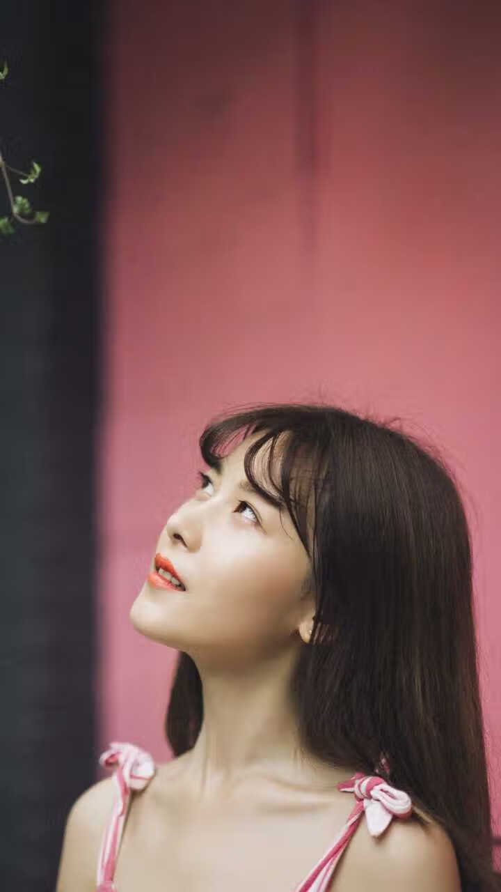 替补边锋是否具备突破密集防守的关键属性，替补球员规则