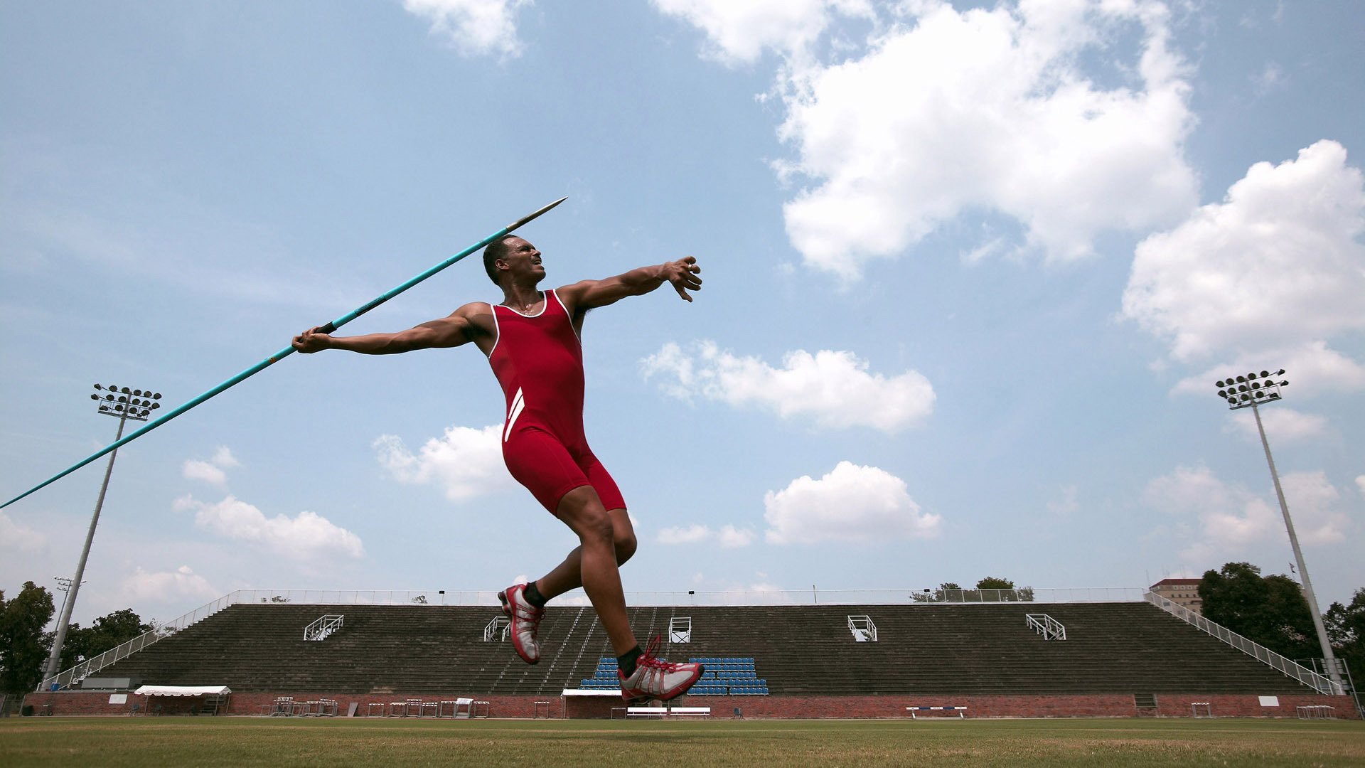 《【行业洞察】全球电竞产业链的深度布局》，世界电竞产业现状
